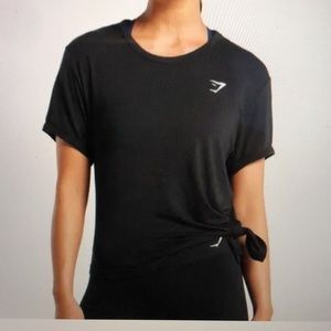 Gymshark essential black tee S